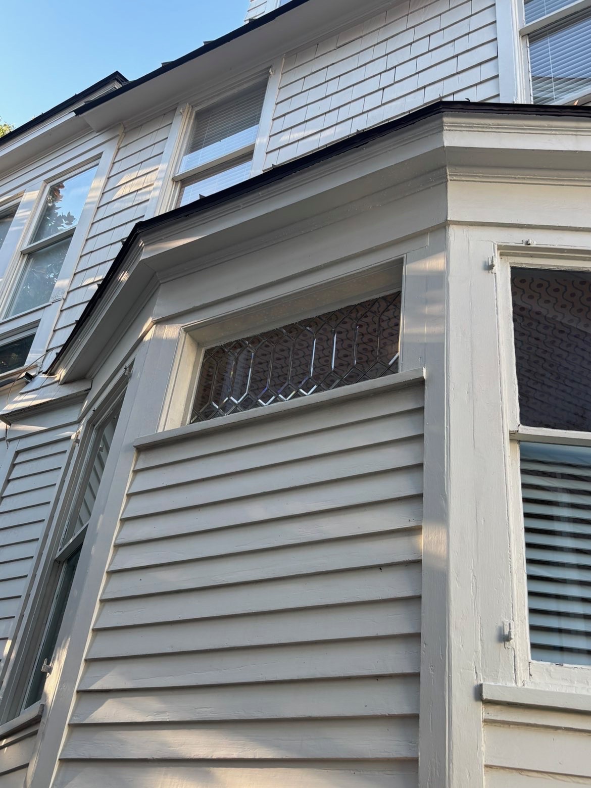 Cleaned siding and trim.