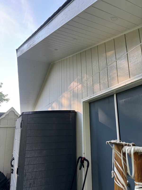Roof cleaning in Charleston SC